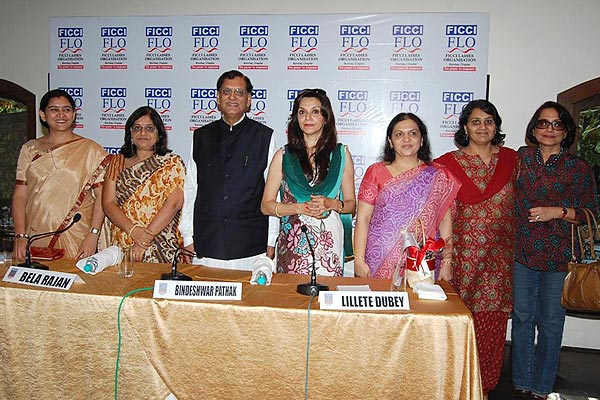 ñSanitation for Girls in Schools (SGS) AbhiyanÍ