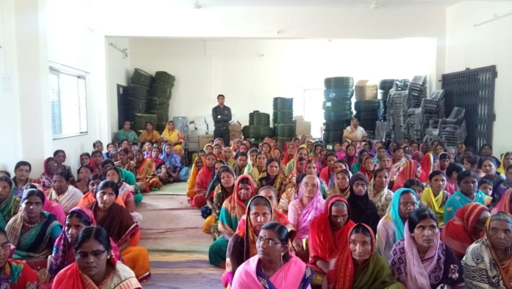 FLO Pune chapter continues their support to 100 Widowed women in Osmanabad