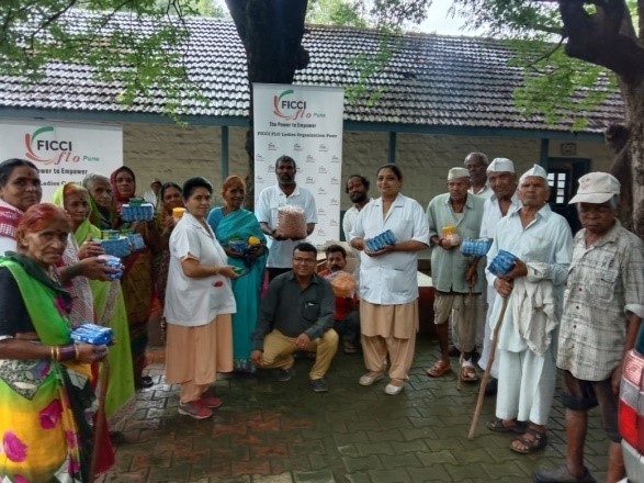 FLO PUNE CELEBRATED DIWALI WITH LEPROSY PATIENTS