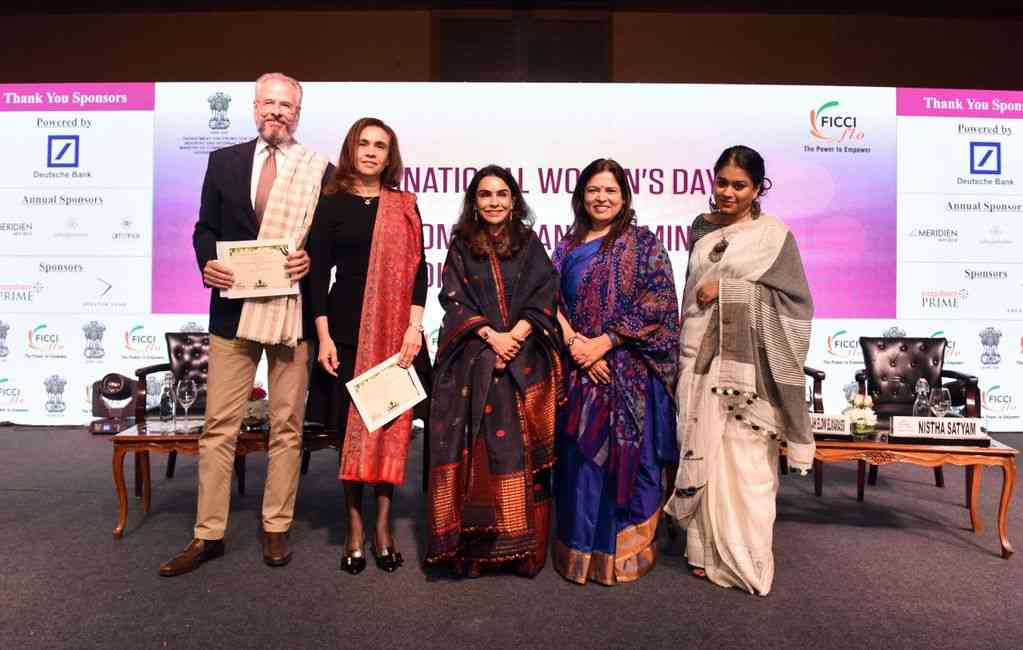 FLO Women Transforming India Awards 2020