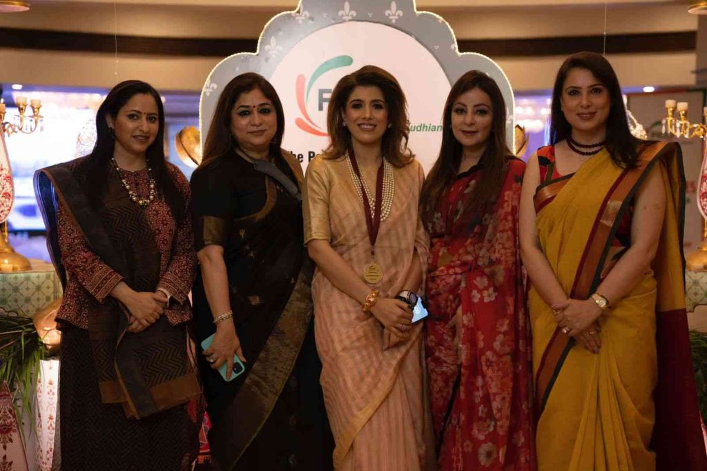 One India : Leaders in Conversation- Dr Shashi Tharoor & Mr Rakesh Bharti Mittal