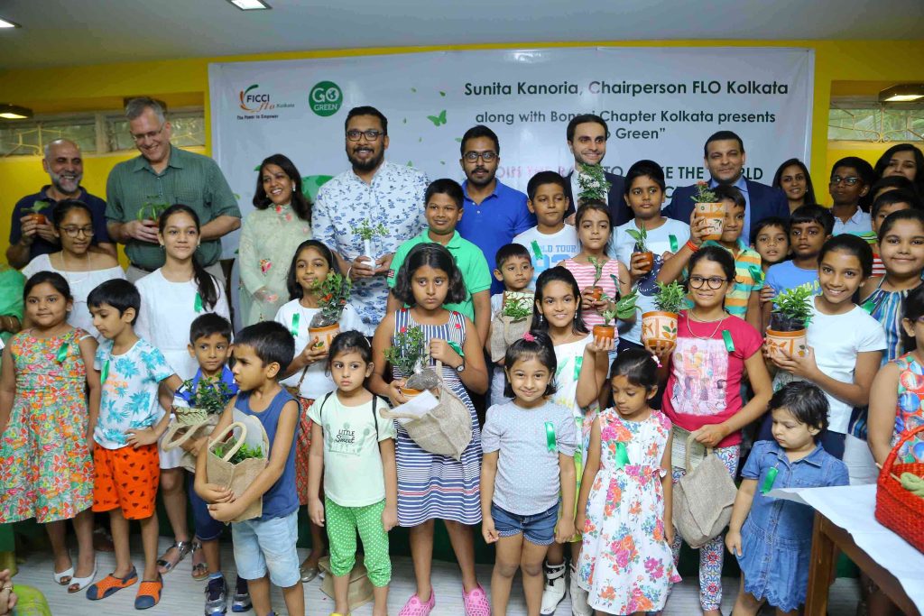 LetÍs GoæGREENæand make the world a better place - FLO Kolkata's plantation drive