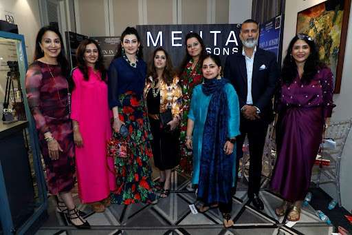 Women in Artistry: Navigating Entrepreneurship